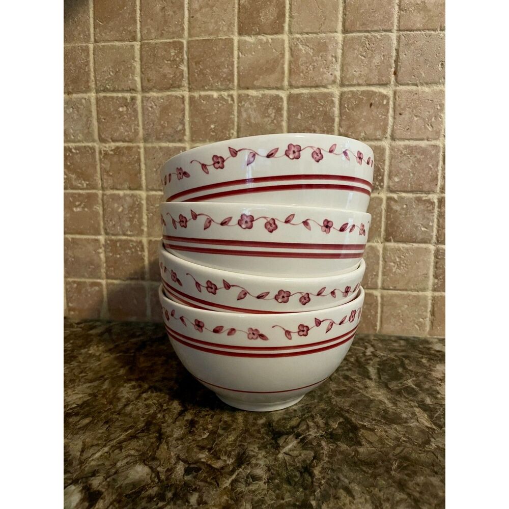 Set of 4 Pflatzgraff ‘Delicious’ burgundy floral pattern soup/cereal bowls